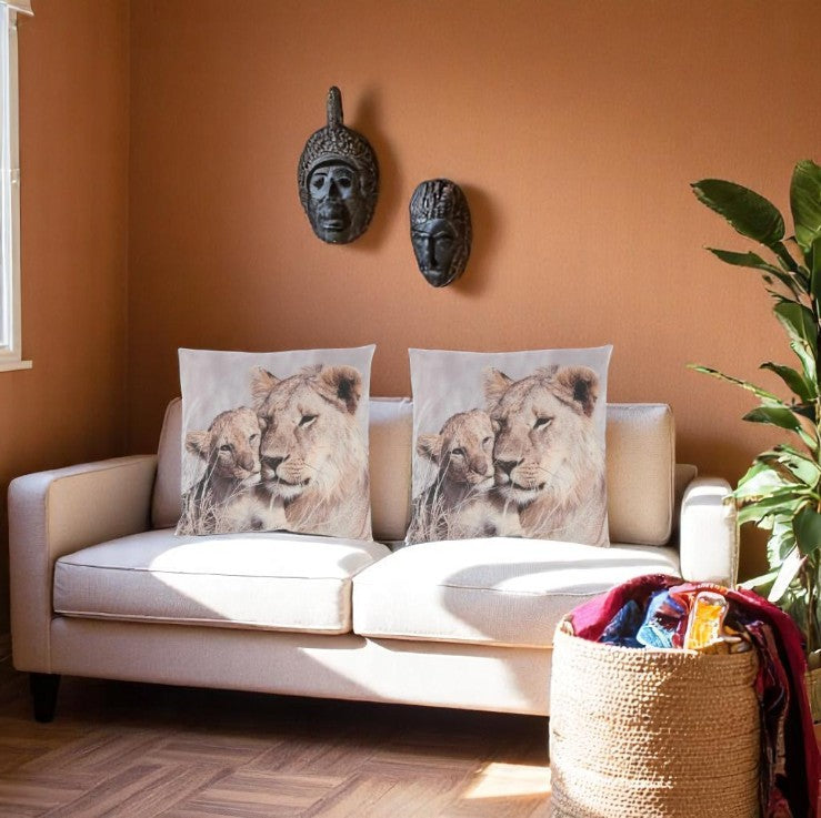 Coussin lion et lionceau 45x45cm