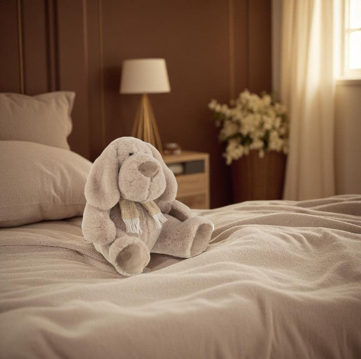 Peluche Chien Echarpe Assis L 26x26xH30 cm